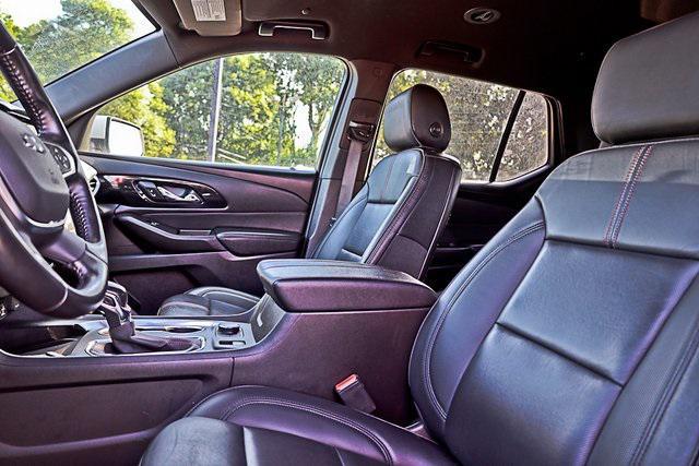 used 2022 Chevrolet Traverse car, priced at $26,999