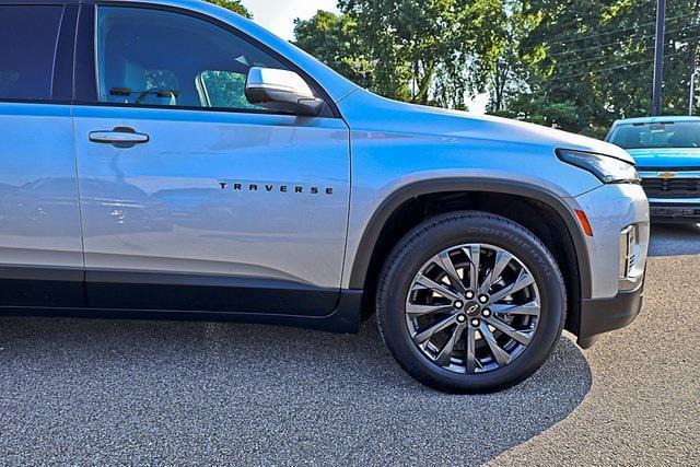 used 2022 Chevrolet Traverse car, priced at $26,999