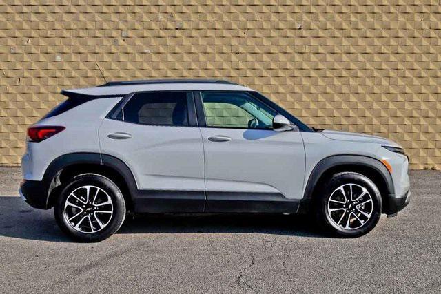 used 2024 Chevrolet TrailBlazer car, priced at $25,990