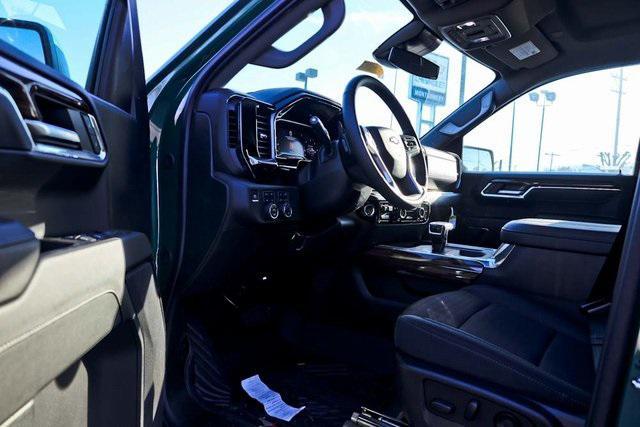 new 2024 Chevrolet Silverado 1500 car, priced at $52,190