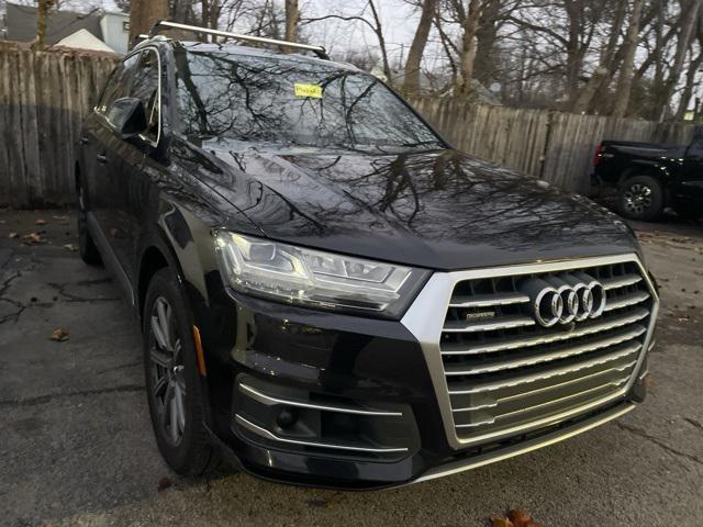 used 2018 Audi Q7 car, priced at $19,137