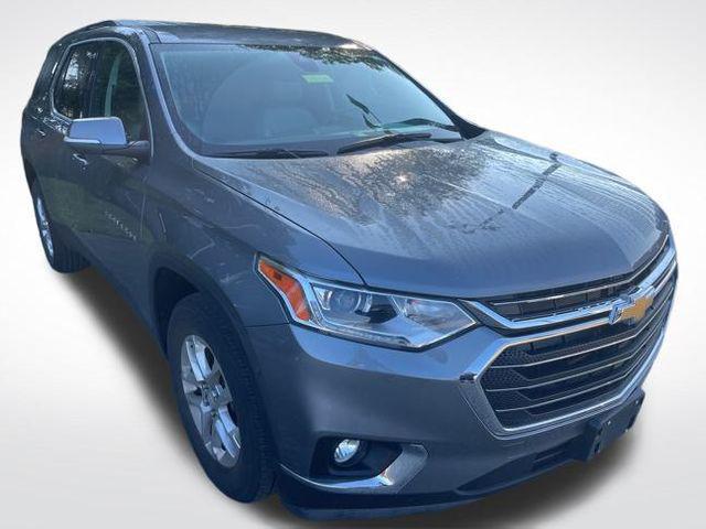 used 2021 Chevrolet Traverse car, priced at $27,642