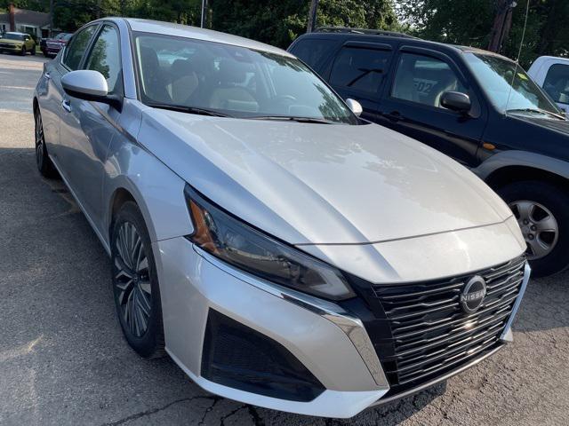 used 2023 Nissan Altima car