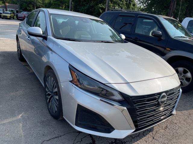 used 2023 Nissan Altima car