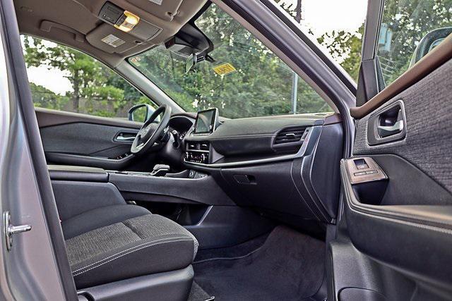 used 2023 Nissan Rogue car, priced at $23,556