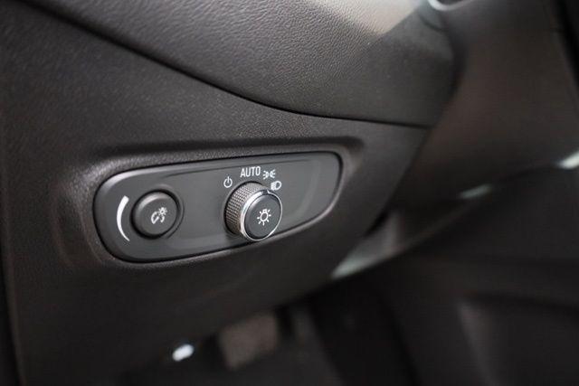 used 2022 Chevrolet Equinox car, priced at $18,235