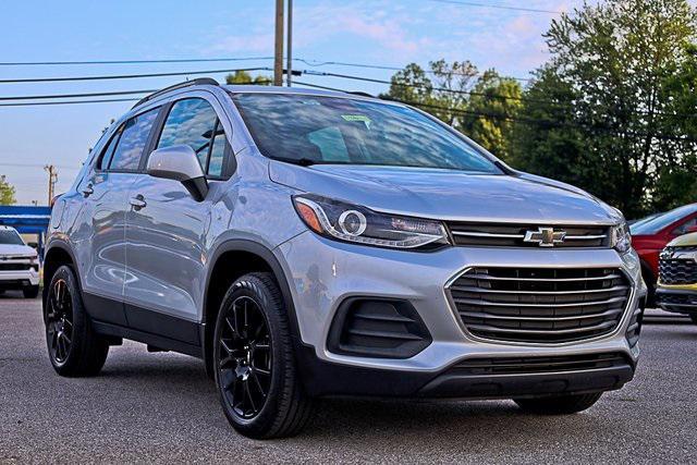 used 2022 Chevrolet Trax car, priced at $18,990