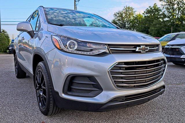 used 2022 Chevrolet Trax car, priced at $18,990