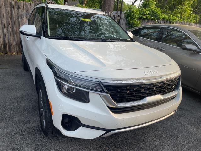 used 2023 Kia Seltos car, priced at $21,402