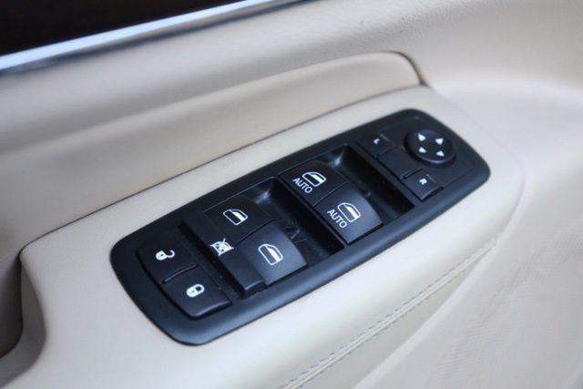 used 2014 Jeep Grand Cherokee car, priced at $11,354