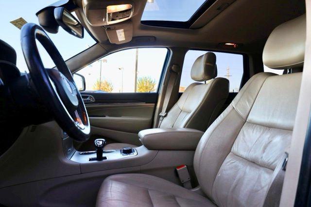 used 2014 Jeep Grand Cherokee car, priced at $11,354