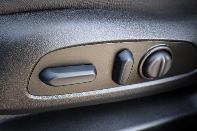 used 2024 Chevrolet Equinox car, priced at $21,881