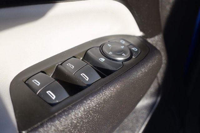 used 2024 Chevrolet Equinox car, priced at $21,881