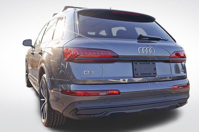 used 2024 Audi Q7 car, priced at $47,499
