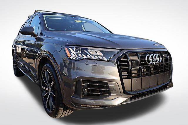 used 2024 Audi Q7 car, priced at $47,499