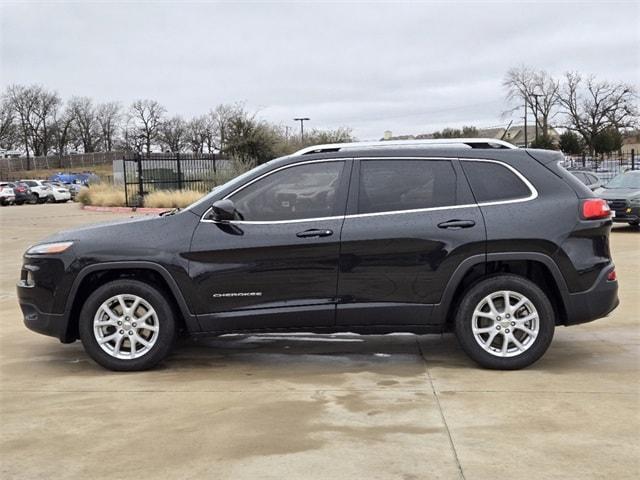 used 2015 Jeep Cherokee car, priced at $11,977