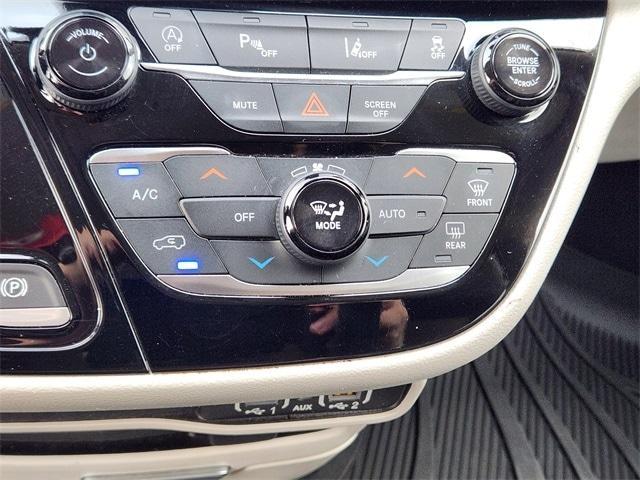 used 2022 Chrysler Pacifica car, priced at $23,477