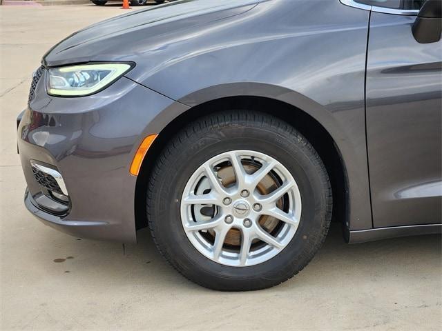 used 2022 Chrysler Pacifica car, priced at $23,477