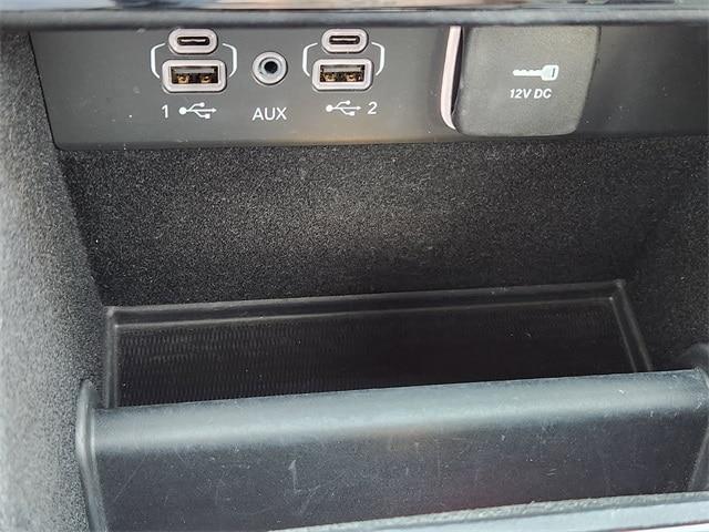 used 2022 Jeep Grand Cherokee car, priced at $35,577