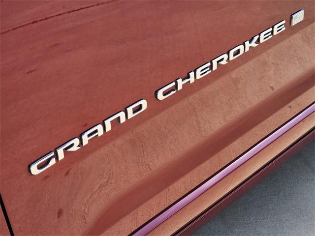 used 2022 Jeep Grand Cherokee car, priced at $35,577