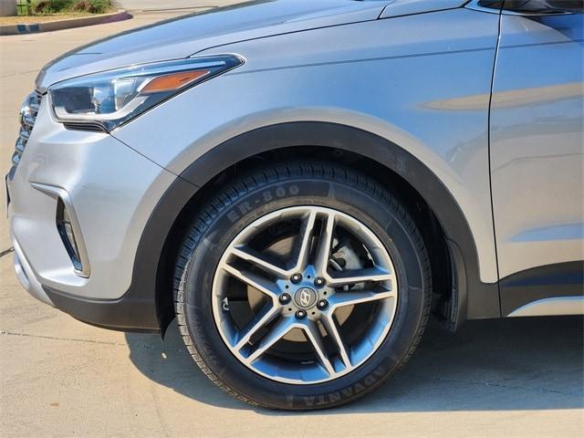 used 2018 Hyundai Santa Fe car, priced at $15,577