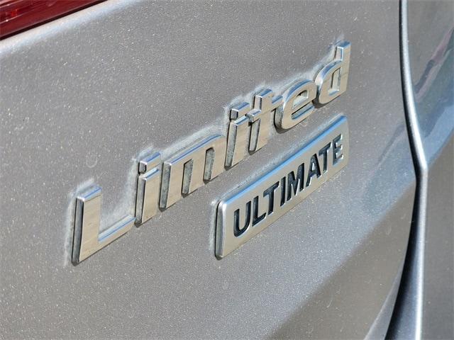 used 2018 Hyundai Santa Fe car, priced at $15,577