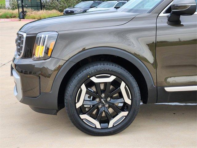 used 2024 Kia Telluride car, priced at $38,177