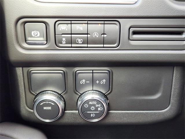 used 2024 GMC Yukon car, priced at $58,977