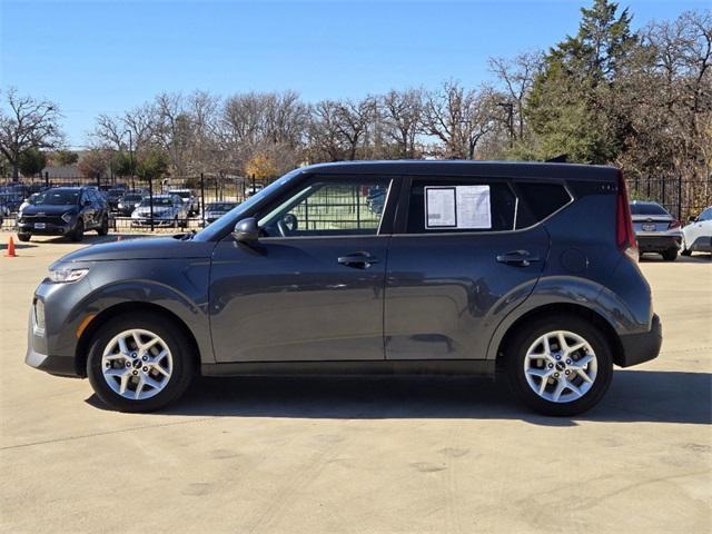 used 2022 Kia Soul car, priced at $16,757