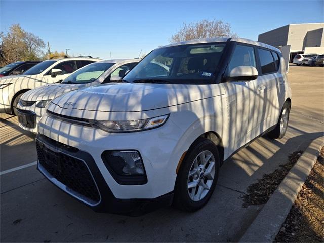 used 2022 Kia Soul car, priced at $16,877