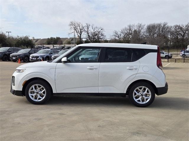 used 2022 Kia Soul car, priced at $15,977