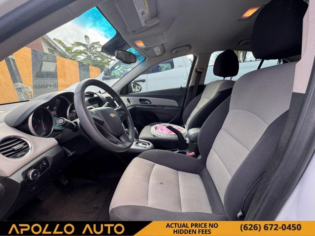used 2014 Chevrolet Cruze car, priced at $6,300