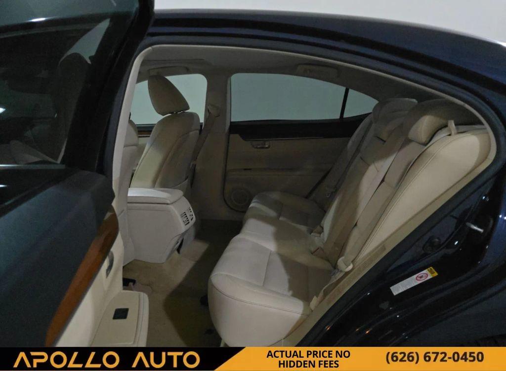 used 2013 Lexus ES 300h car, priced at $13,300