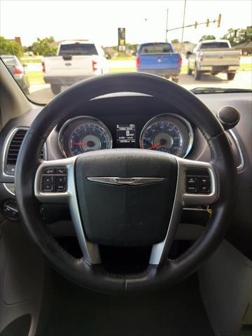 used 2013 Chrysler Town & Country car