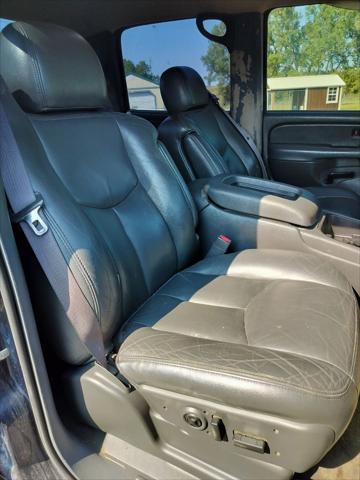 used 2005 Chevrolet Silverado 1500 car, priced at $10,999