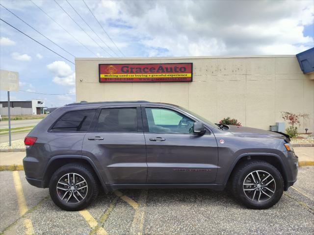 used 2017 Jeep Grand Cherokee car, priced at $17,999