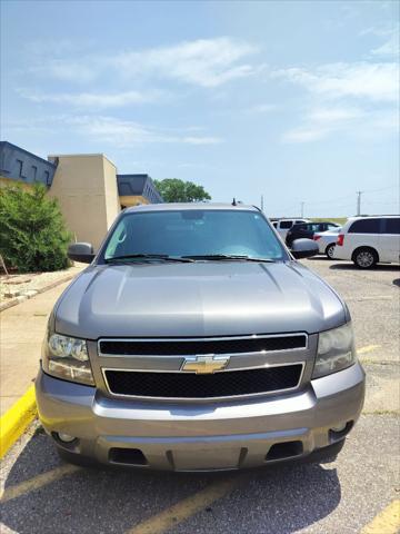 used 2008 Chevrolet Suburban car