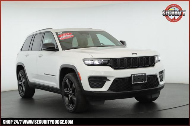 used 2023 Jeep Grand Cherokee car, priced at $38,500