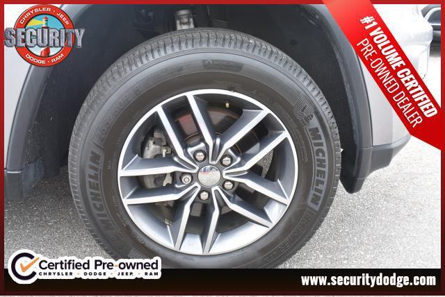 used 2017 Jeep Grand Cherokee car