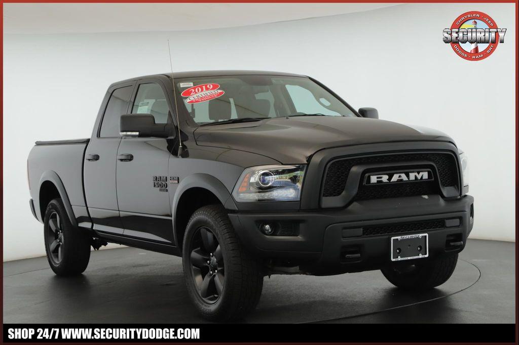used 2019 Ram 1500 Classic car, priced at $28,900