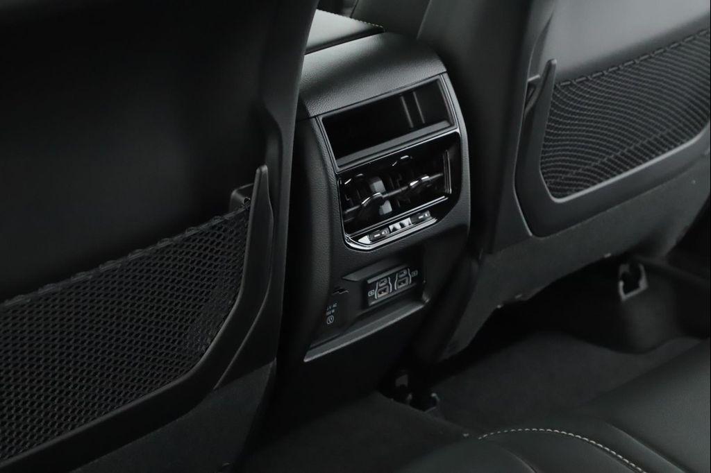 new 2025 Jeep Grand Cherokee car