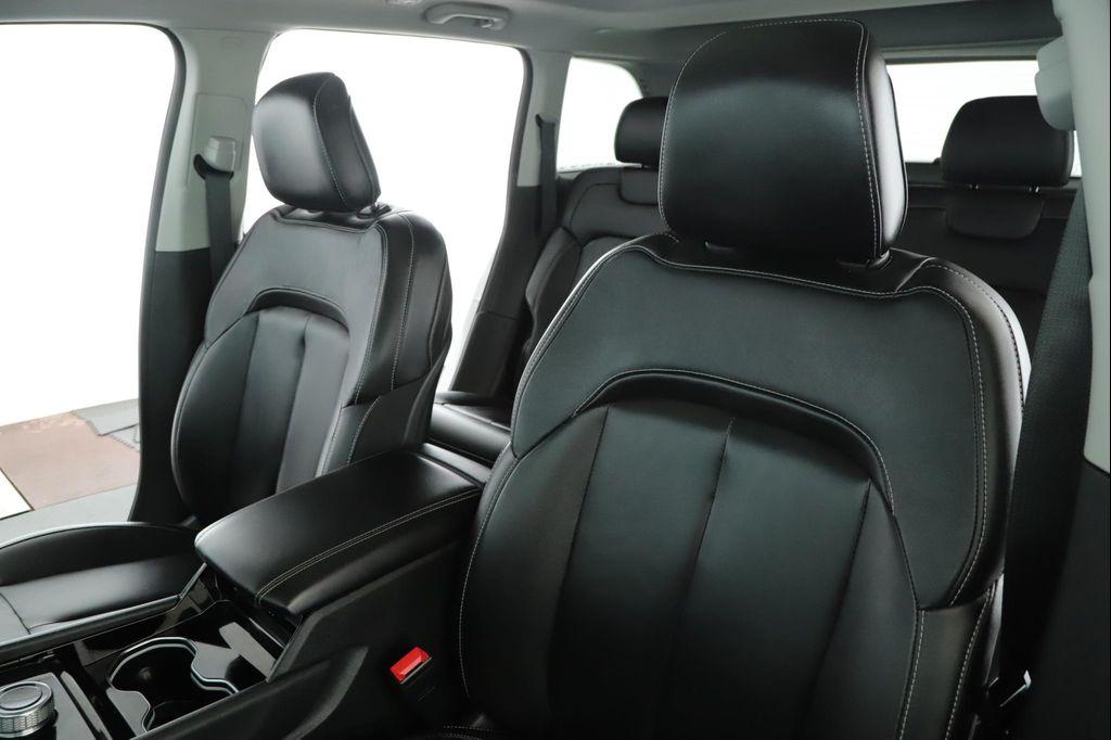 used 2022 Jeep Grand Cherokee car, priced at $33,900