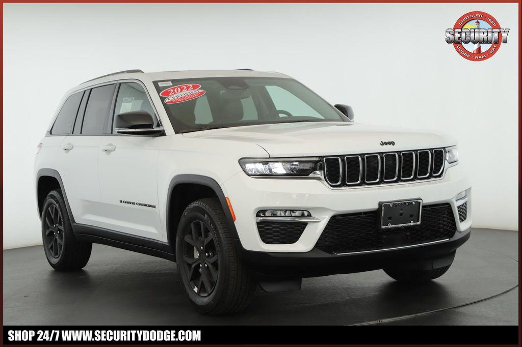 used 2022 Jeep Grand Cherokee car, priced at $33,900