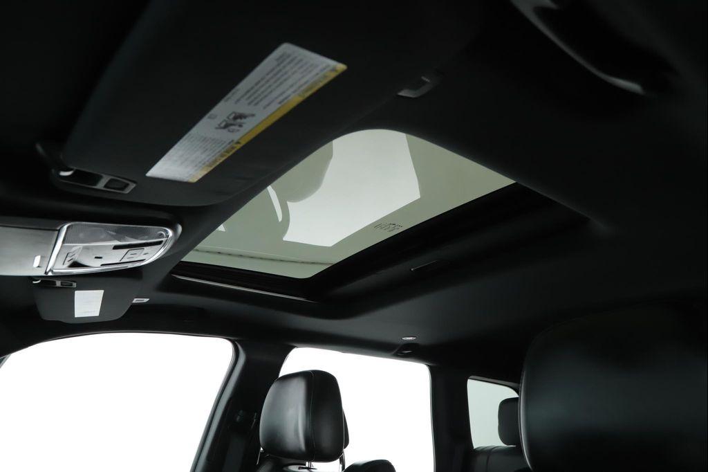 used 2021 Jeep Grand Cherokee car, priced at $24,500