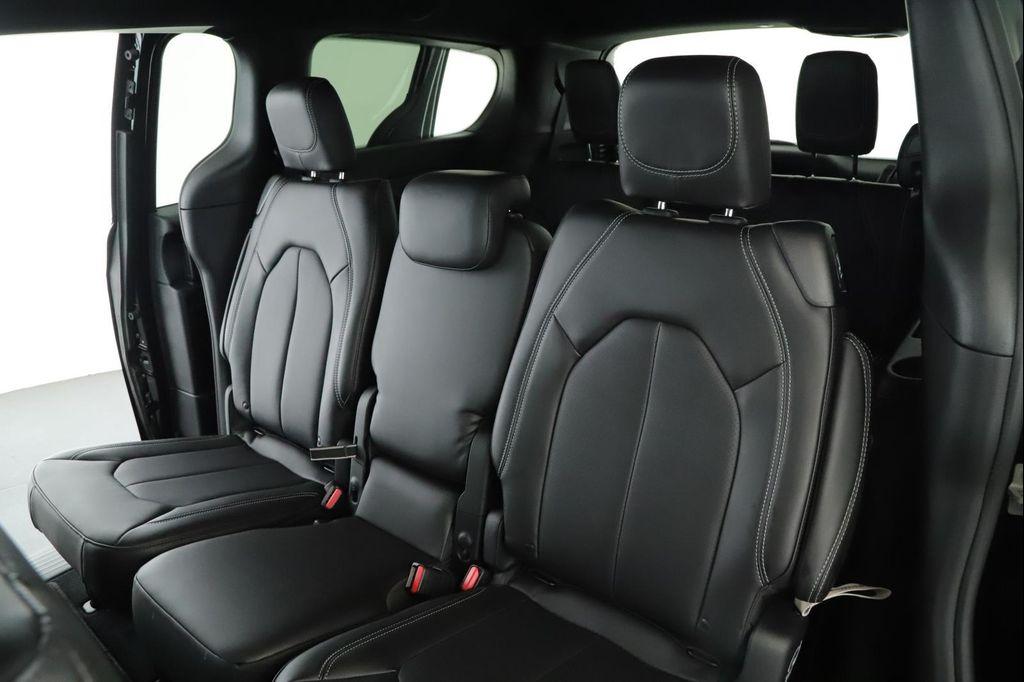 new 2026 Chrysler Pacifica car