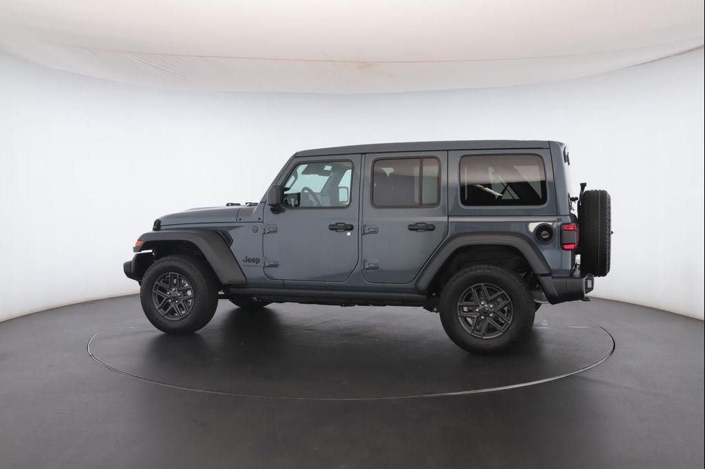 new 2025 Jeep Wrangler car