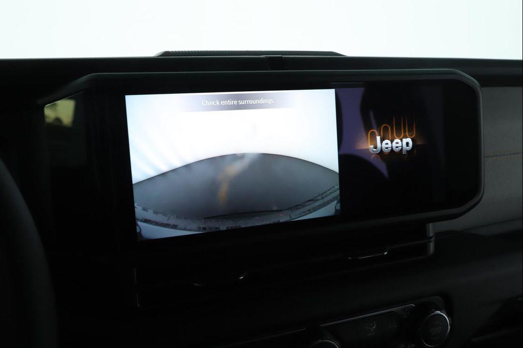 new 2025 Jeep Wrangler car
