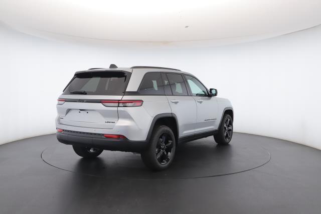 new 2025 Jeep Grand Cherokee car