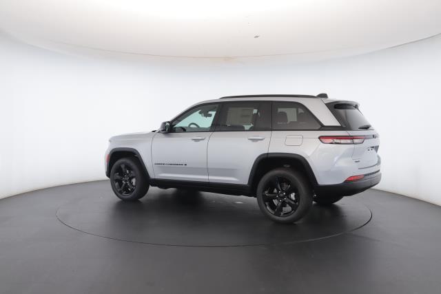 new 2025 Jeep Grand Cherokee car