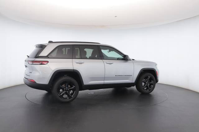 new 2025 Jeep Grand Cherokee car